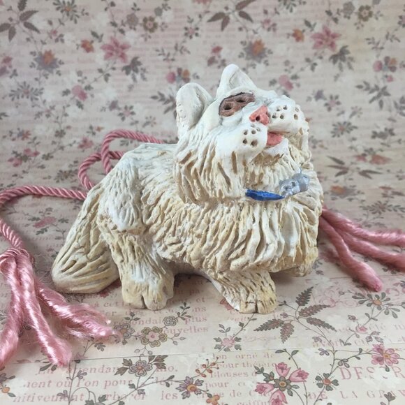 White Cat Sculpture Figurine Vintage United Designs 1979 Silly Eyes - Picture 1 of 10